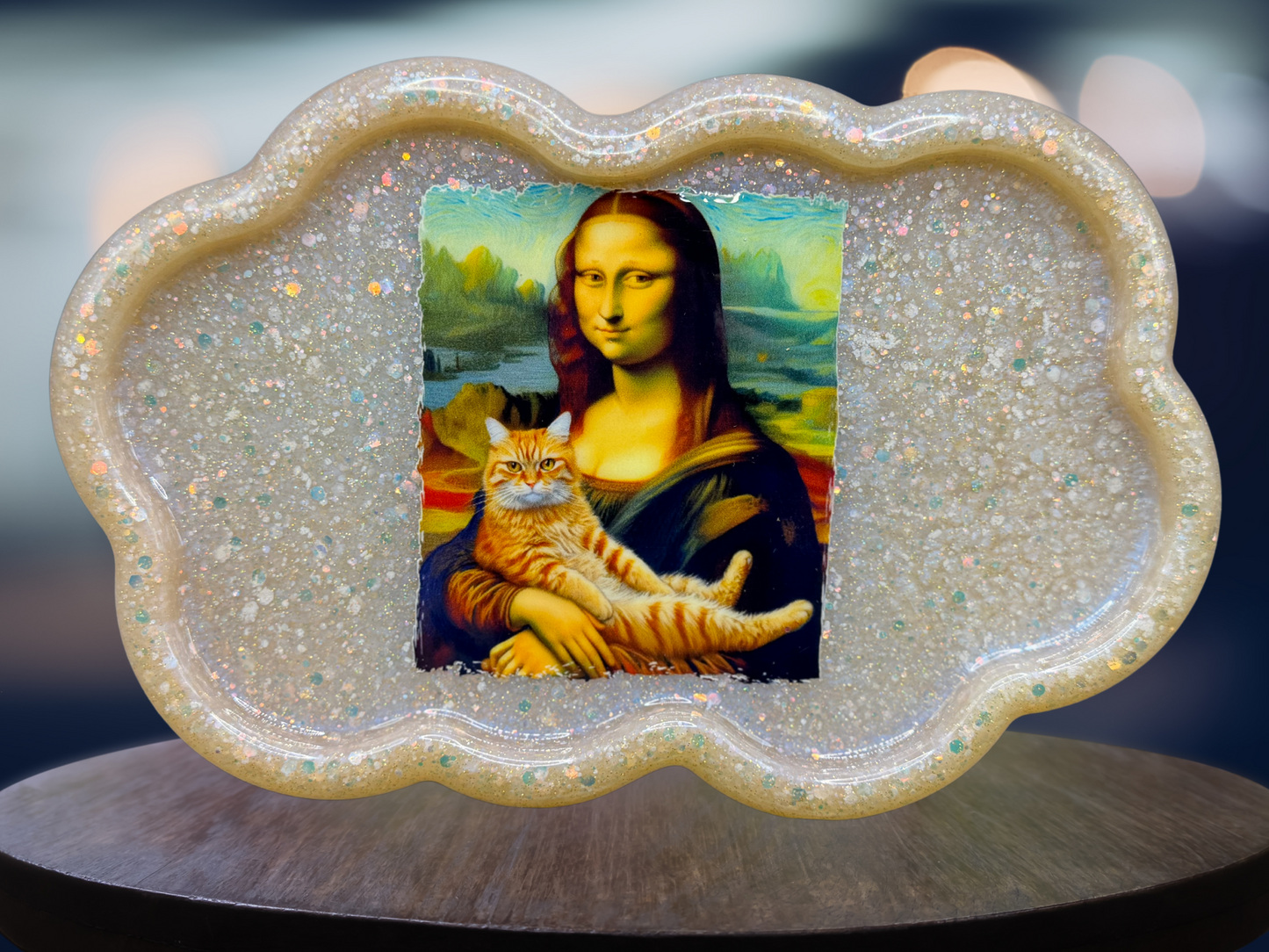Mona Lisa Kitty Cloud Resin Tray